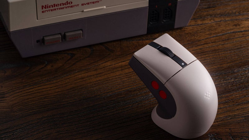 Take your laptop back to the 8-bit age with this super fancy retro mouse!