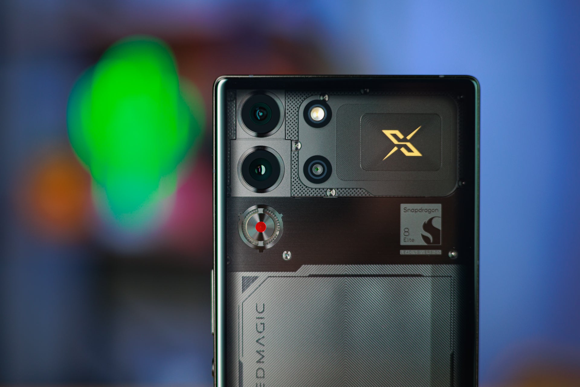 Leading version versus for Galaxy - fight! | Image by PhoneArena - How come this $649 phone has better hardware than the Galaxy S25 Ultra?