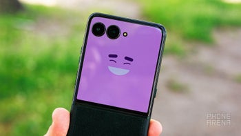 Motorola Razr Plus (2025)