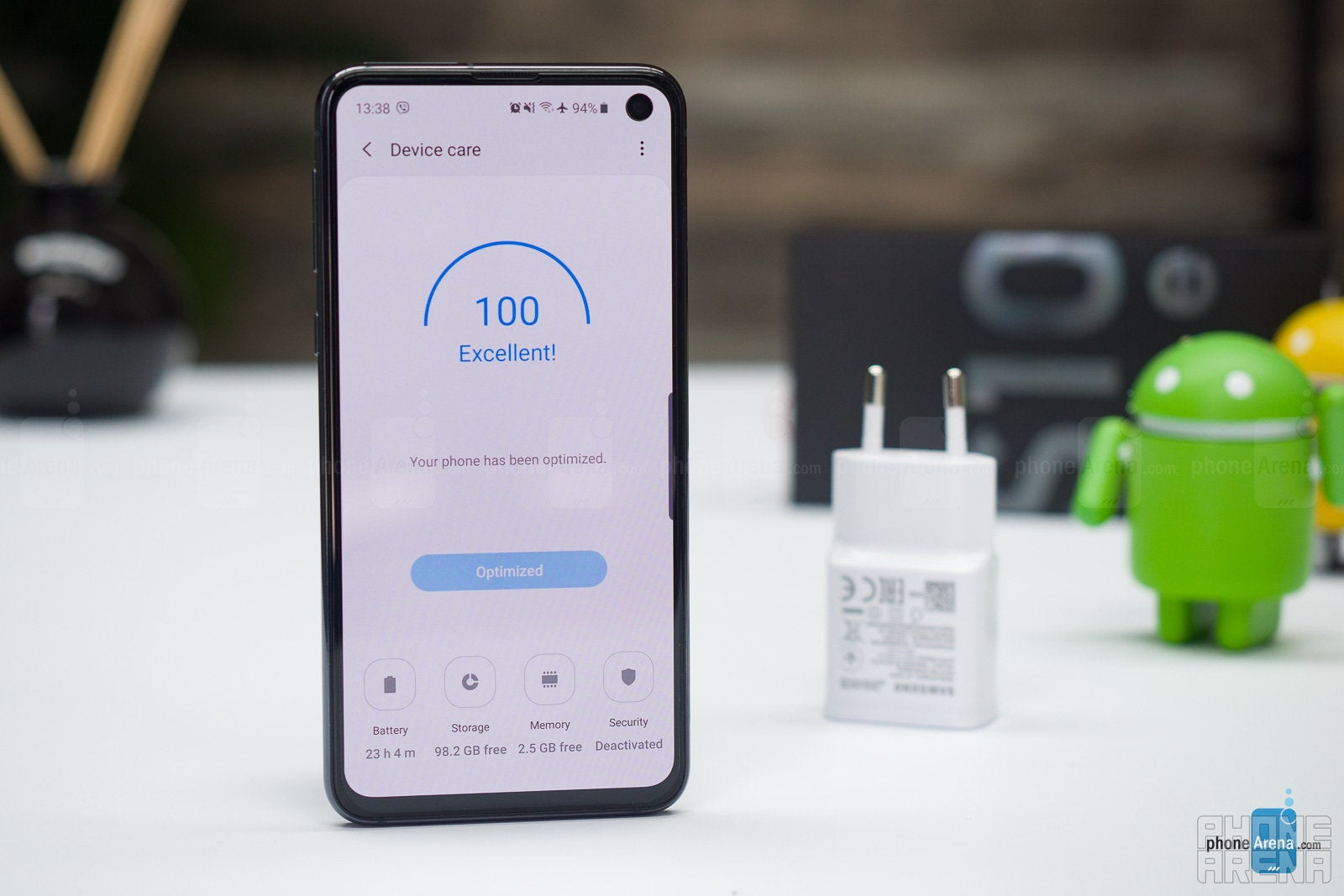 Samsung Galaxy S10e Review