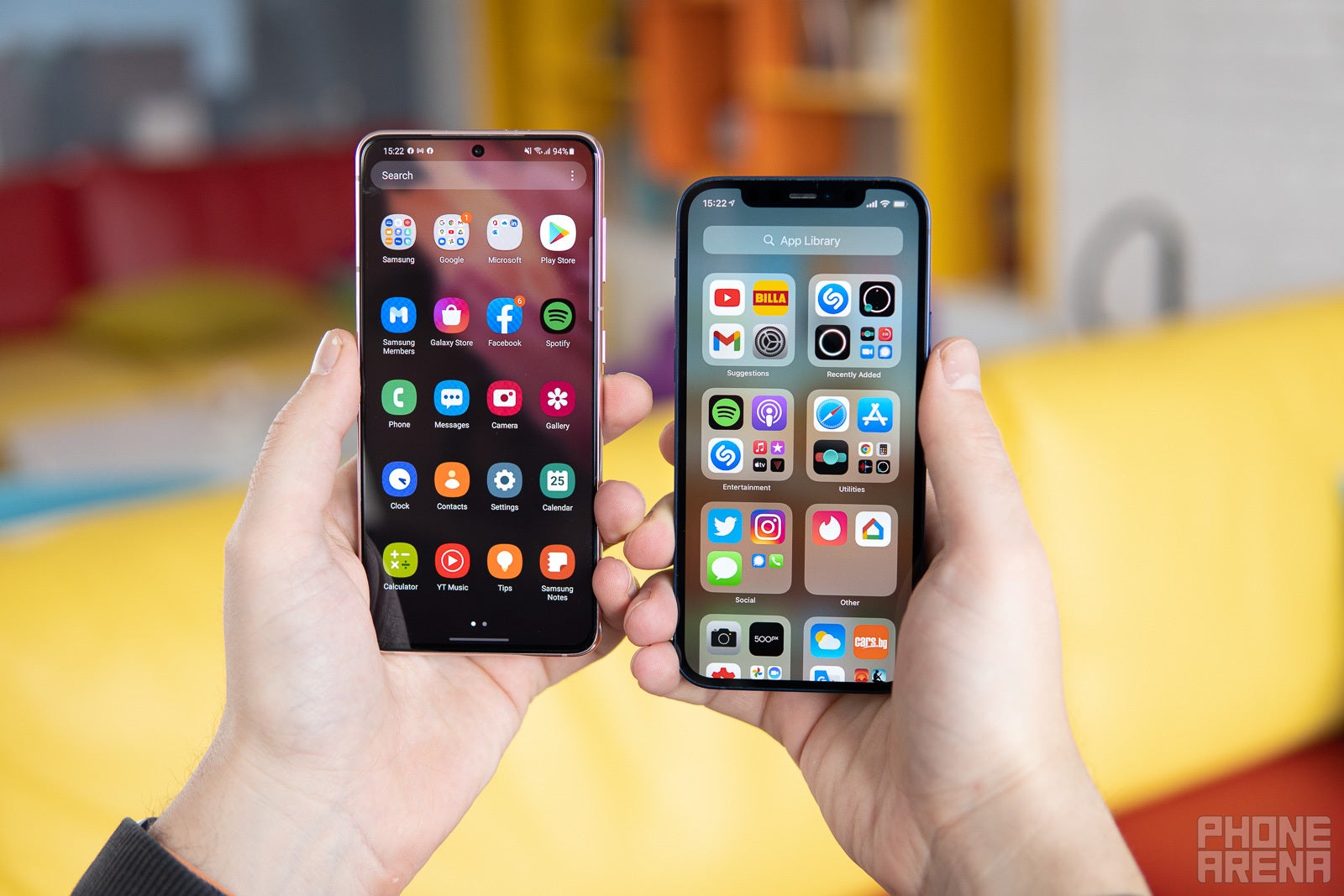 Samsung Galaxy S21 vs Apple iPhone 12
