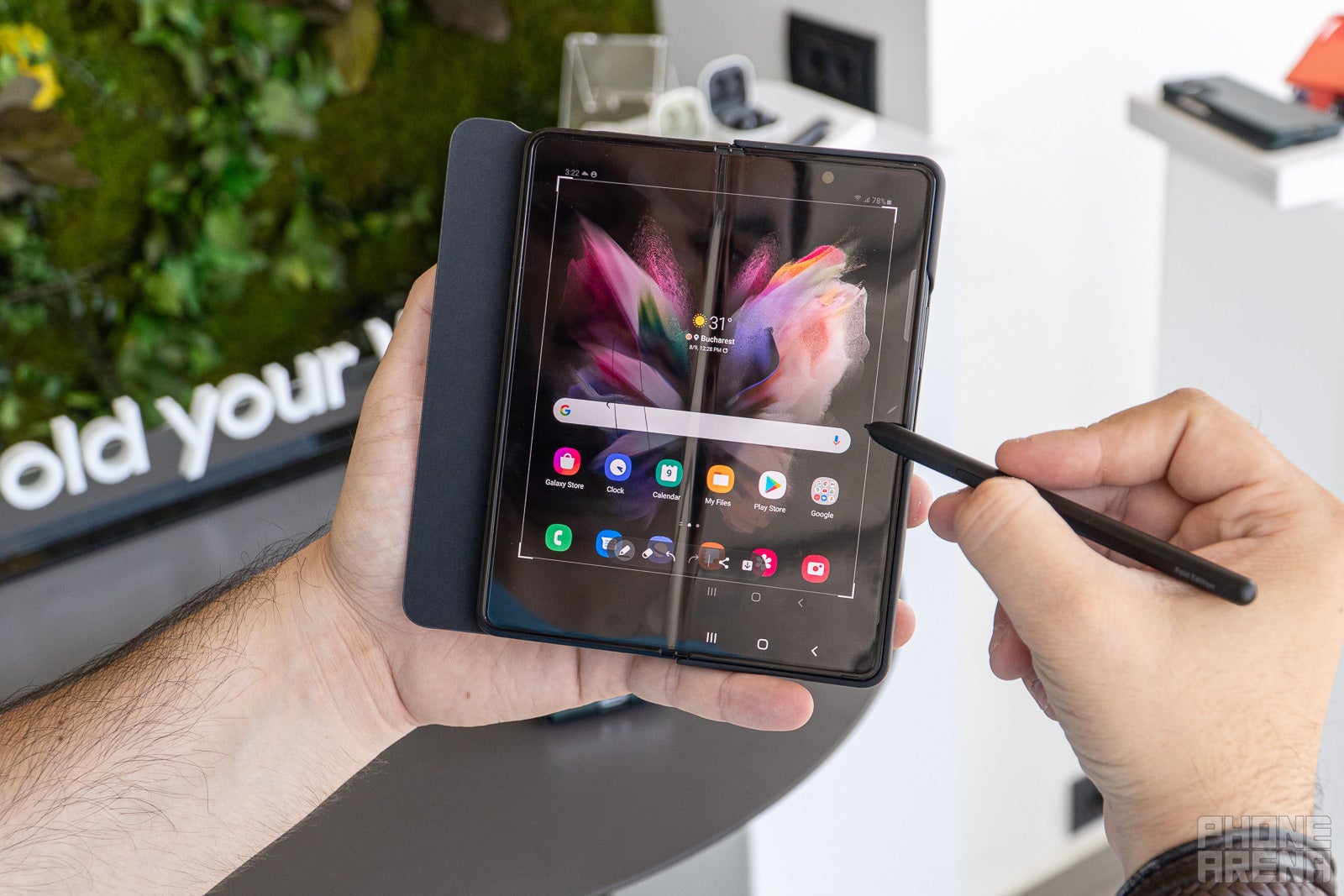 Samsung Galaxy Z Fold 3 review: key features