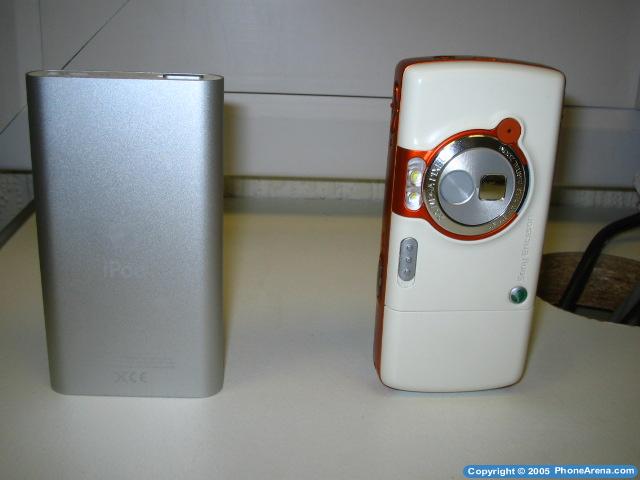 Sony Ericsson W800i Review